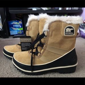 Women’s SOREL boots
